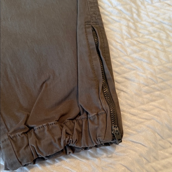 Women’s Khaki Chino Pants - Picture 5 of 7